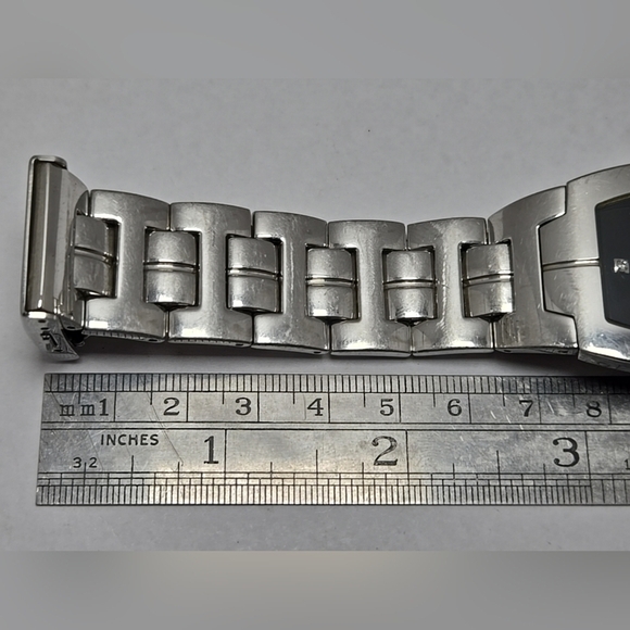 Mens Vintage Guess Steel 31mm G95217G Quartz Analog Watch New Battery - Picture 8 of 11